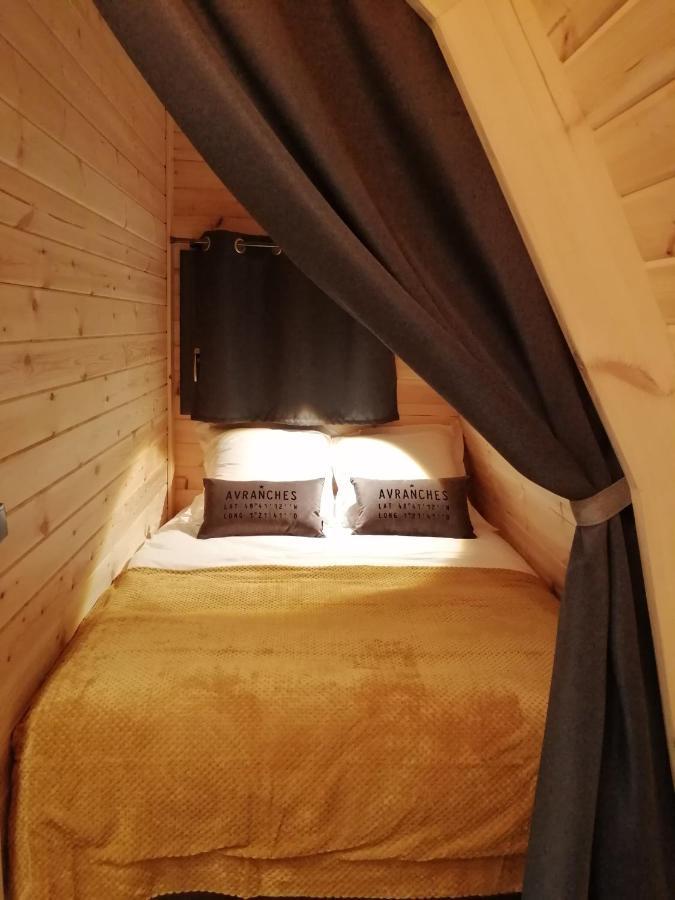 Le Domaine De Pivette Chambre Climatisee Et Insolite Avec Terrasse Privative Авранш Екстер'єр фото